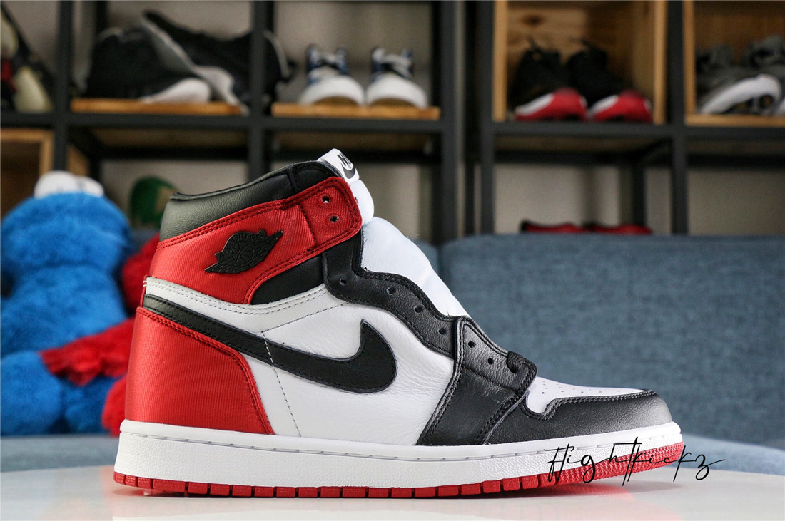 Air Jordan 1 Satin Black Toe 2019 (LN5 A1 Batch)