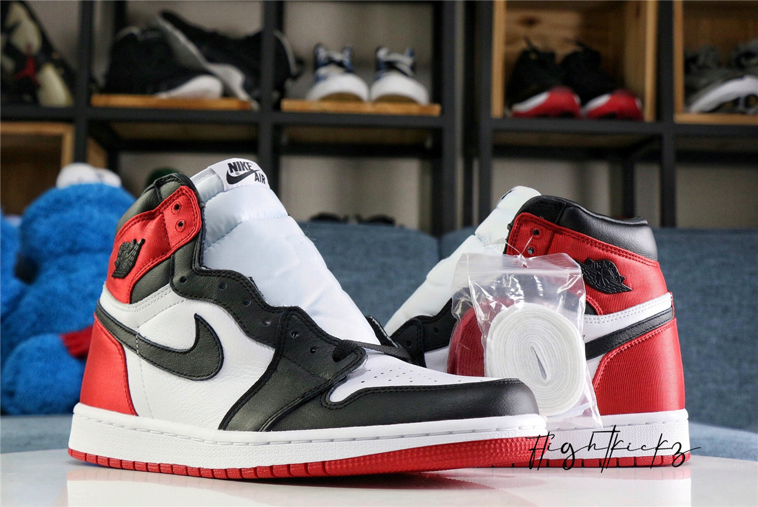 Air Jordan 1 Satin Black Toe 2019 (LN5 A1 Batch)