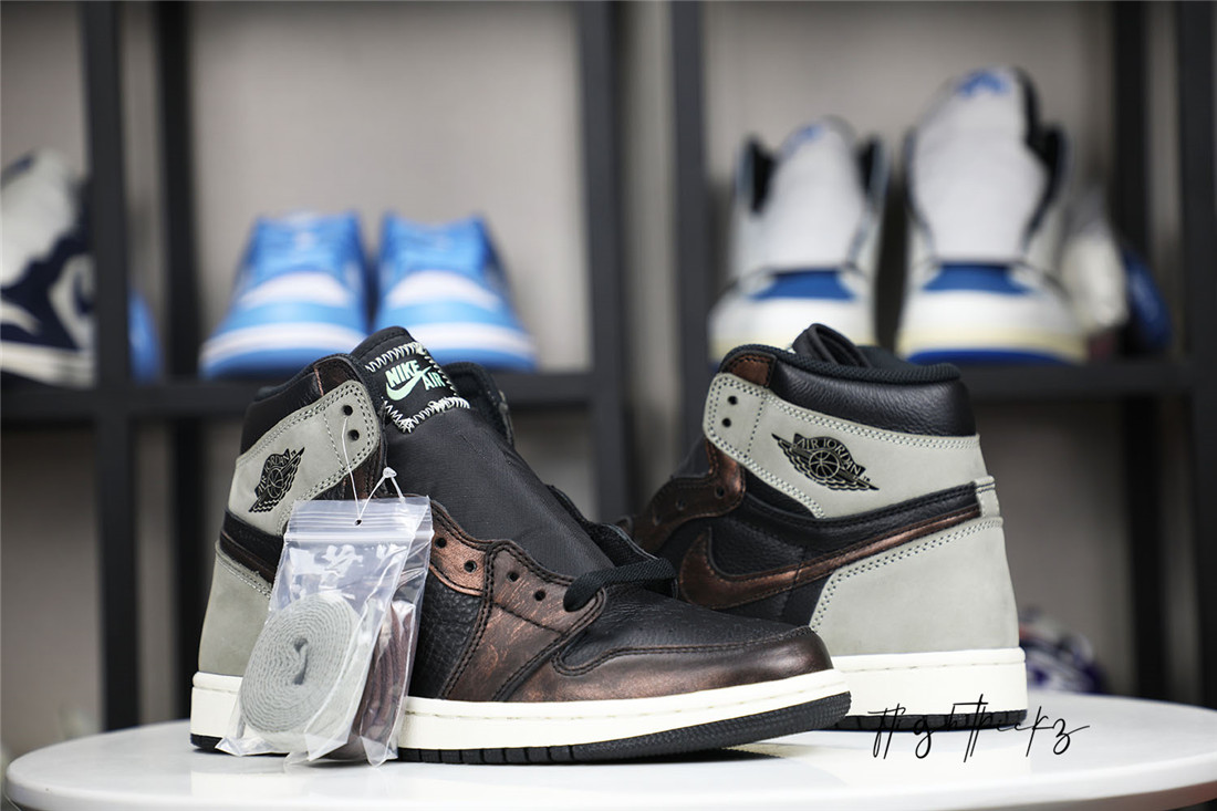 Air Jordan 1 Retro High OG Patina 2021