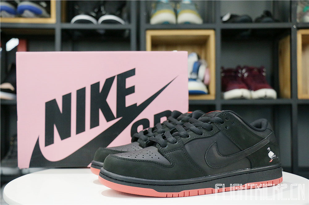 Nike SB Dunk Low Black Pigeon