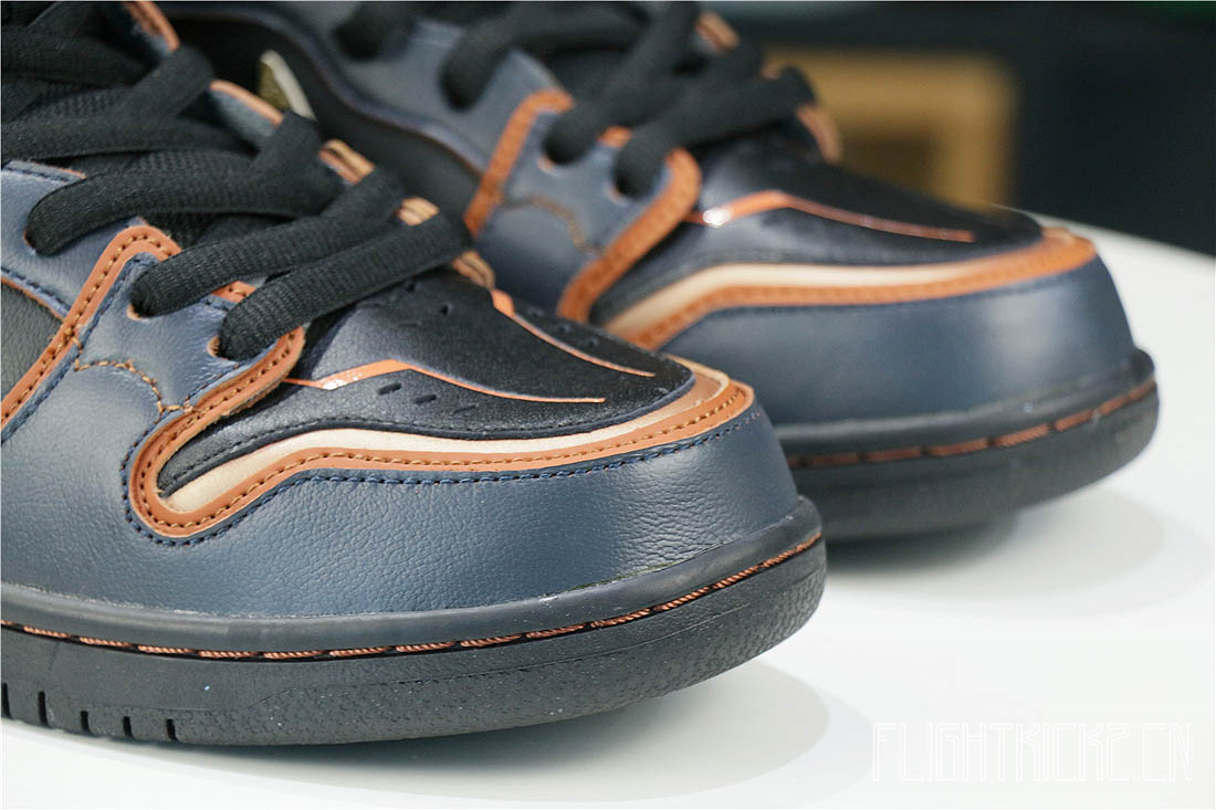 Nike SB Dunk High RX-0 Unicorn Gundam 02 Banshee