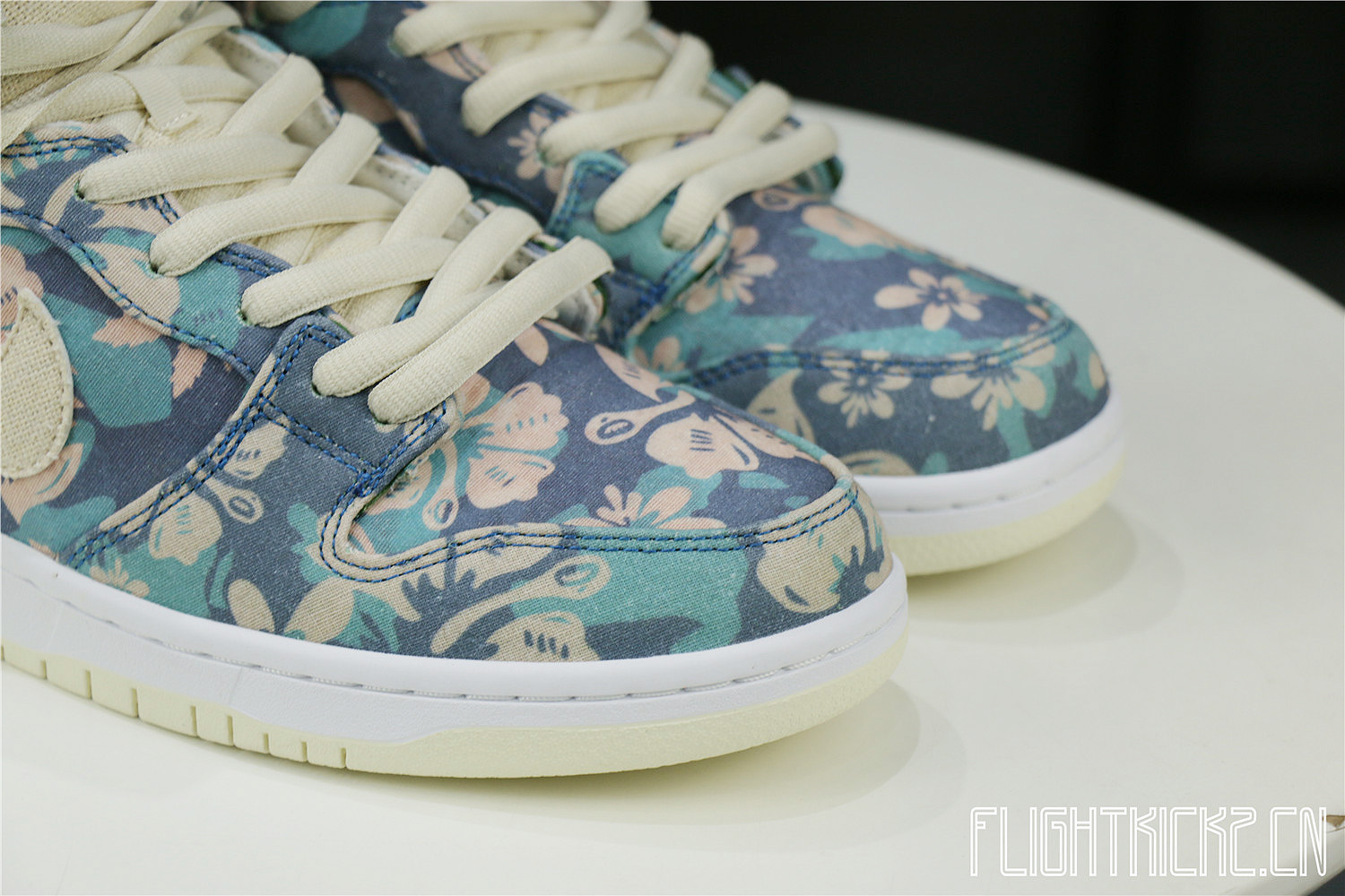 Nike SB Dunk High Hawaii