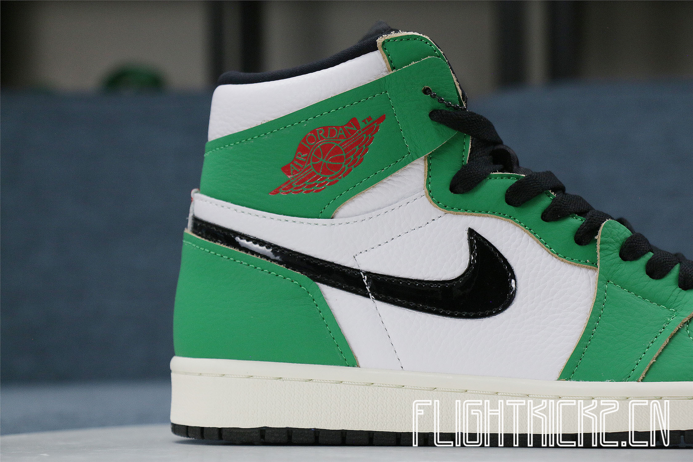 Air Jordan 1 Retro High Lucky Green 2020