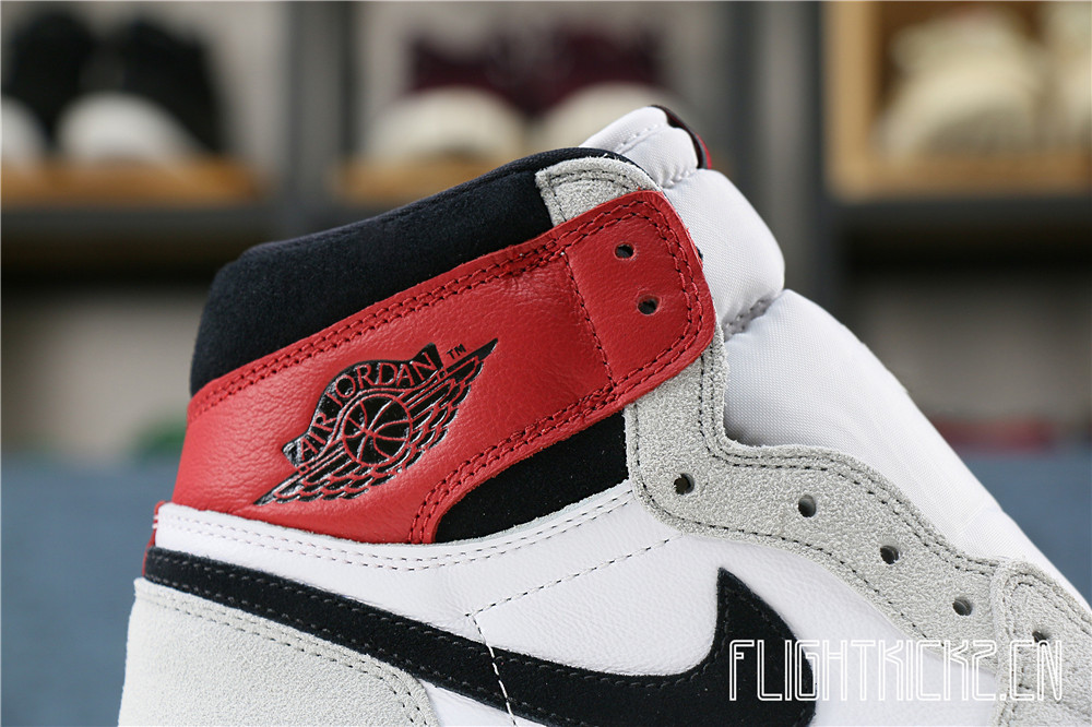 Air Jordan 1 Retro Light Grey Smoke 2020