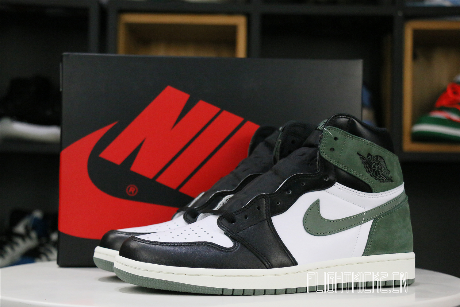 Jordan 1 Retro High Clay Green