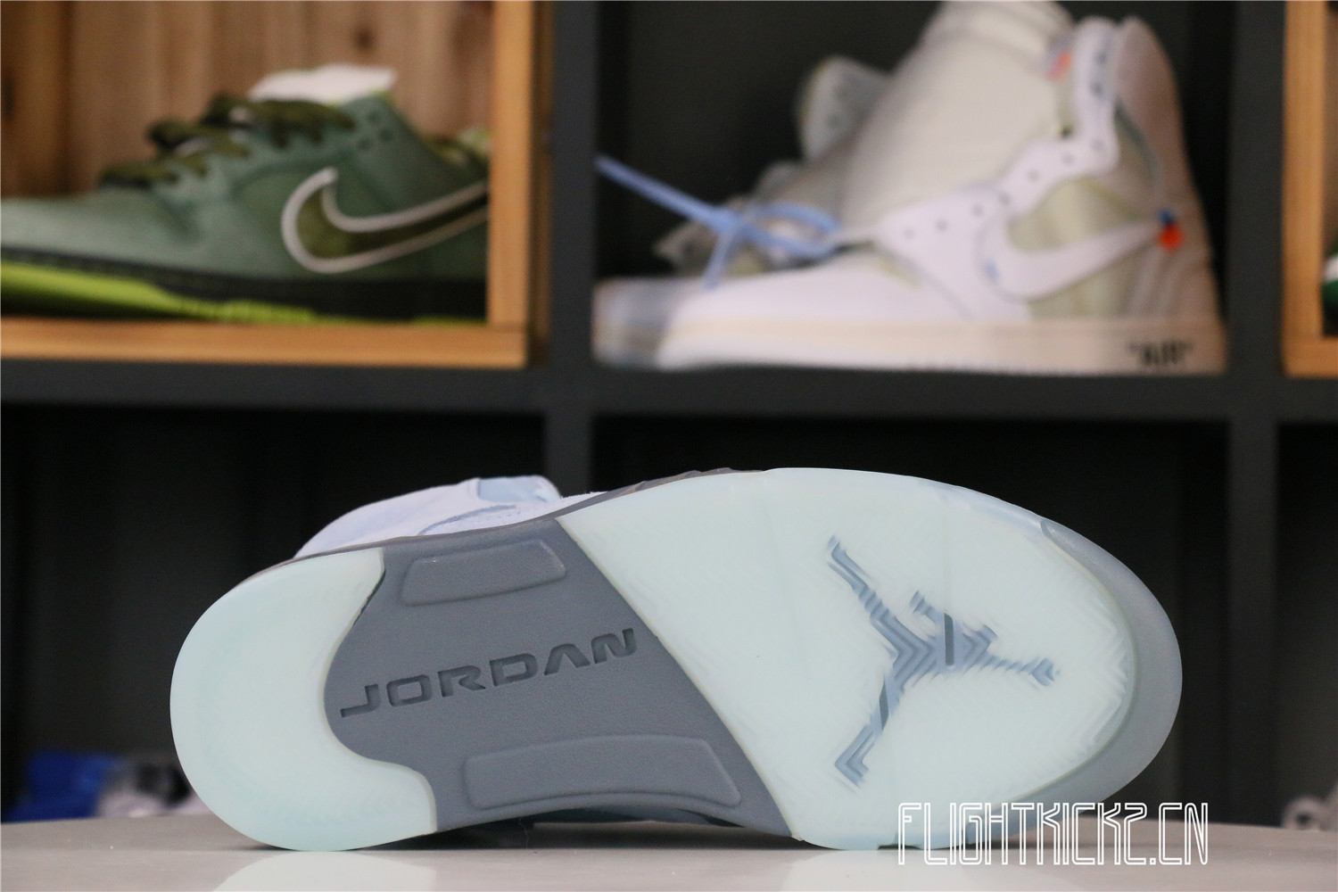 Jordan 5 Retro Bluebird (W)