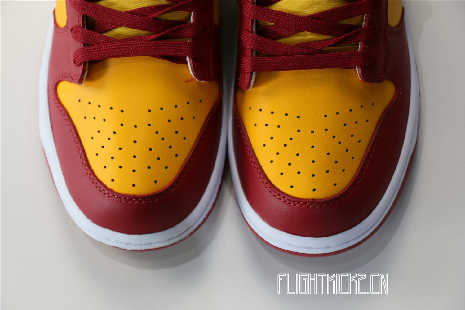 Nike Dunk Low Midas Gold