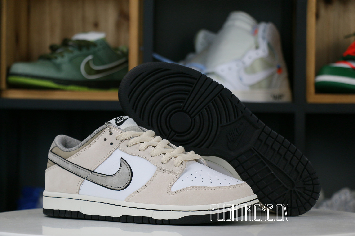 Otomo Katsuhiro x Nike SB Dunk Low Steamboy OST Grey Black White