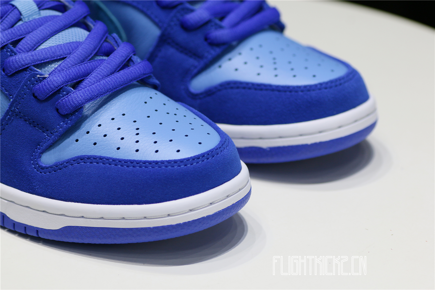 Nike SB Dunk Low Blue Raspberry