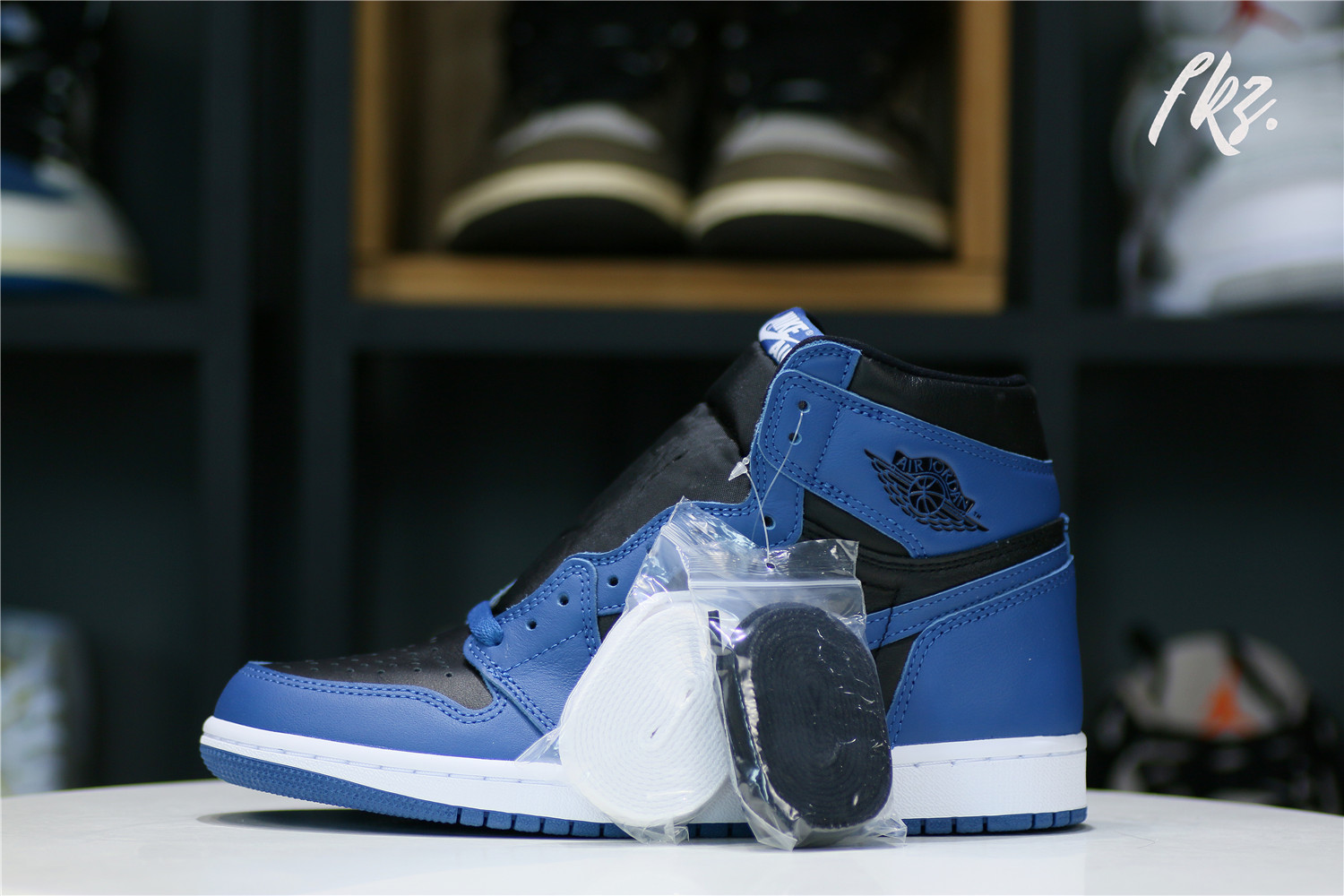 Air Jordan 1 High OG Dark Marina Blue (LN5 A1 Batch)