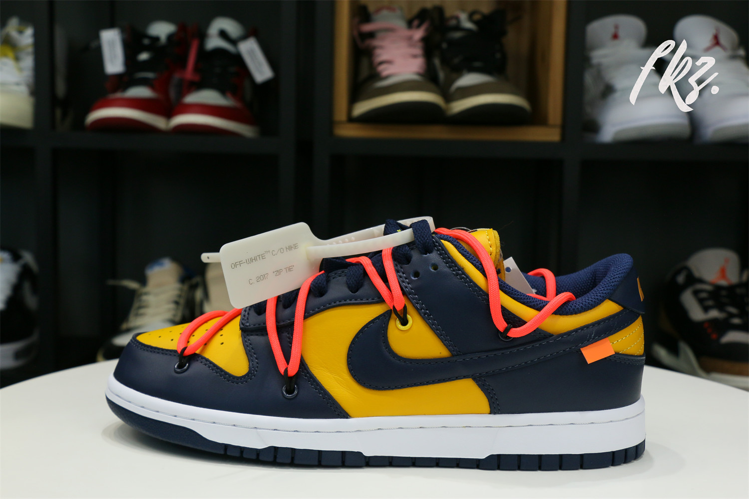 Off-White x Nike Dunk Low “Michigan” 2019(LN5 A1 Batch)