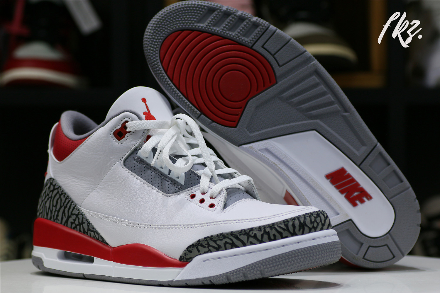 AIR JORDAN 3 RETRO ‘FIRE RED’ 2022