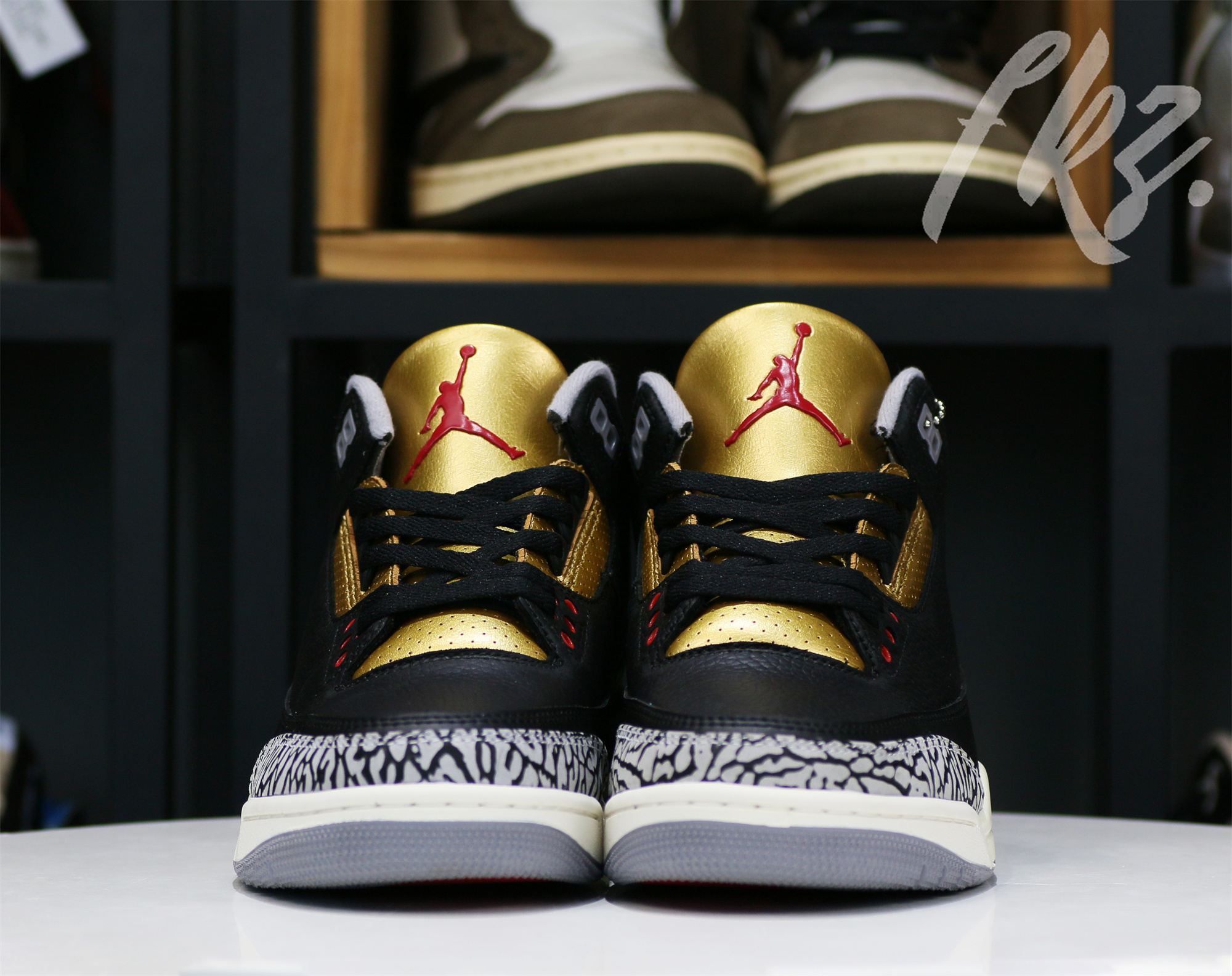 Air Jordan 3 “Black Cement Gold” 2022
