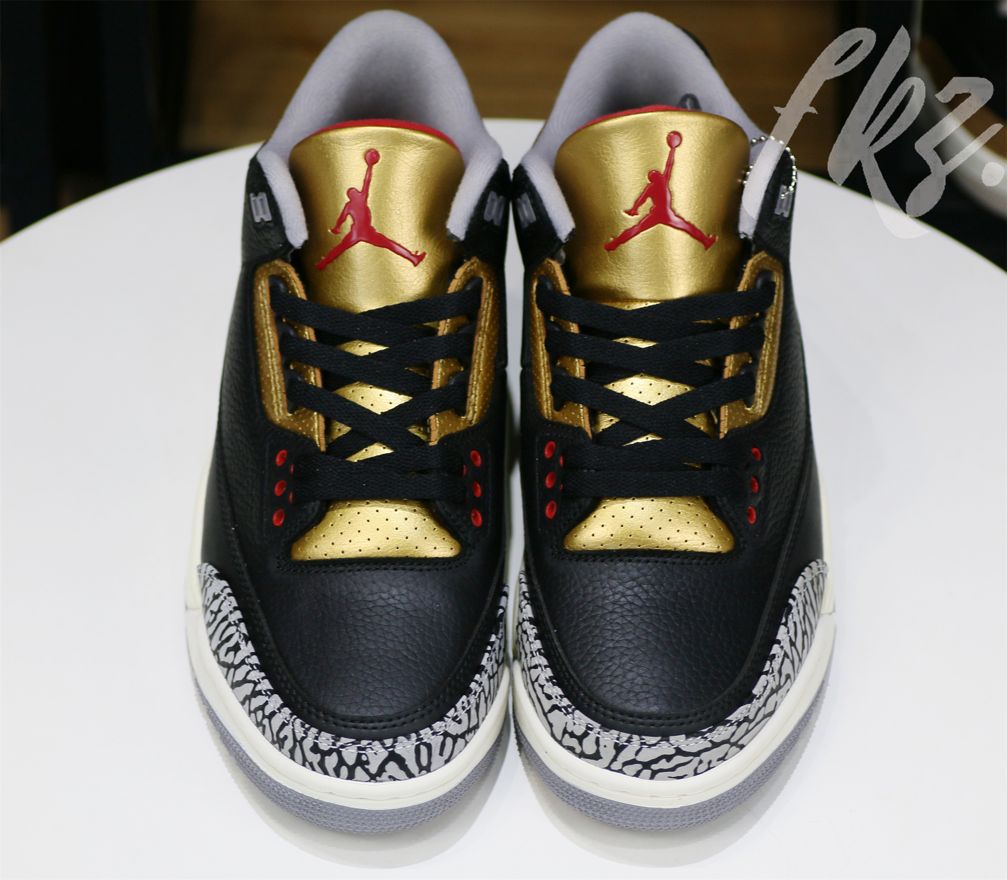 Air Jordan 3 “Black Cement Gold” 2022