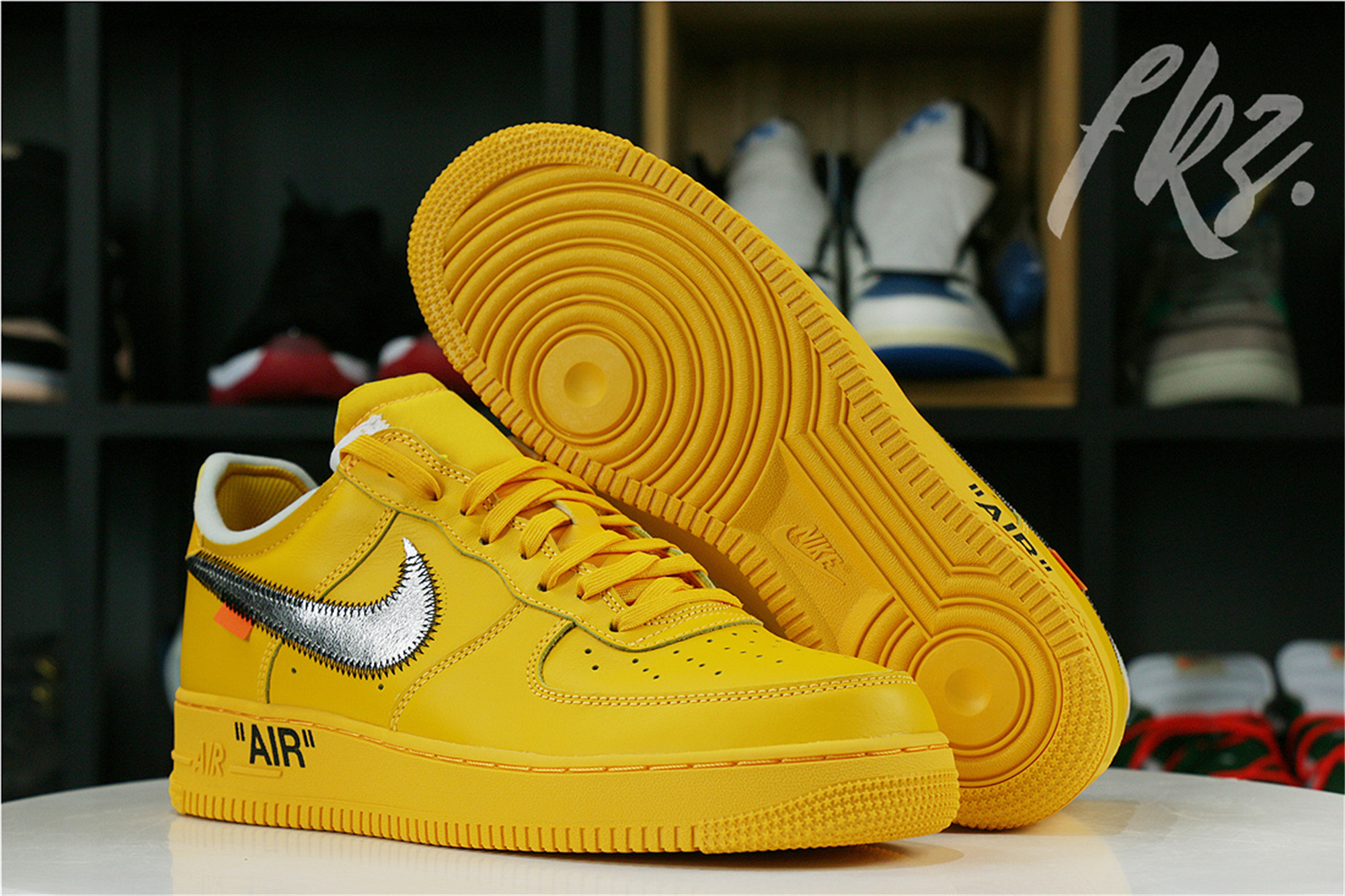 Off White x Air Force 1 “University Gold” 2021