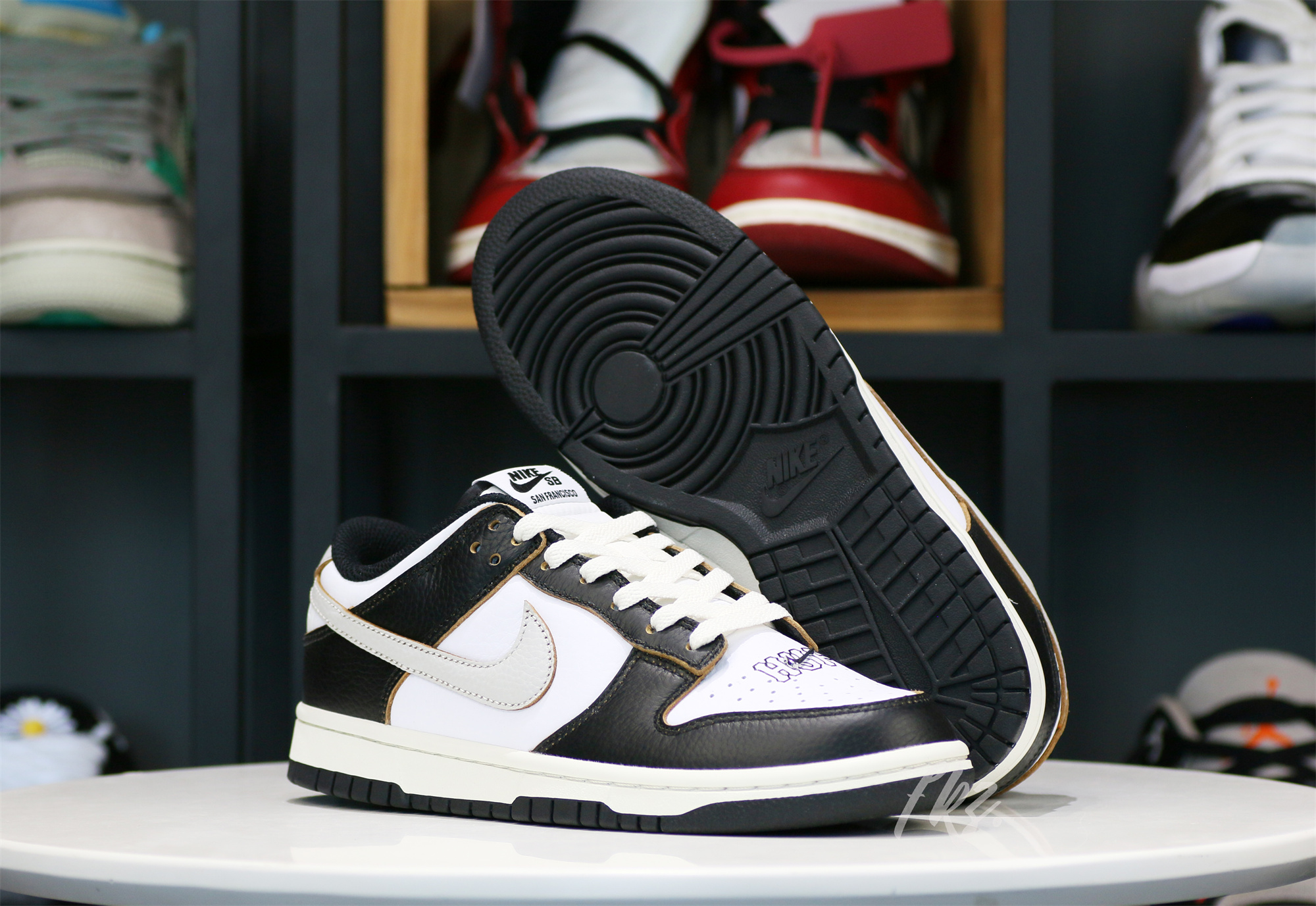 HUF x Nike SB Dunk Low “San Francisco”