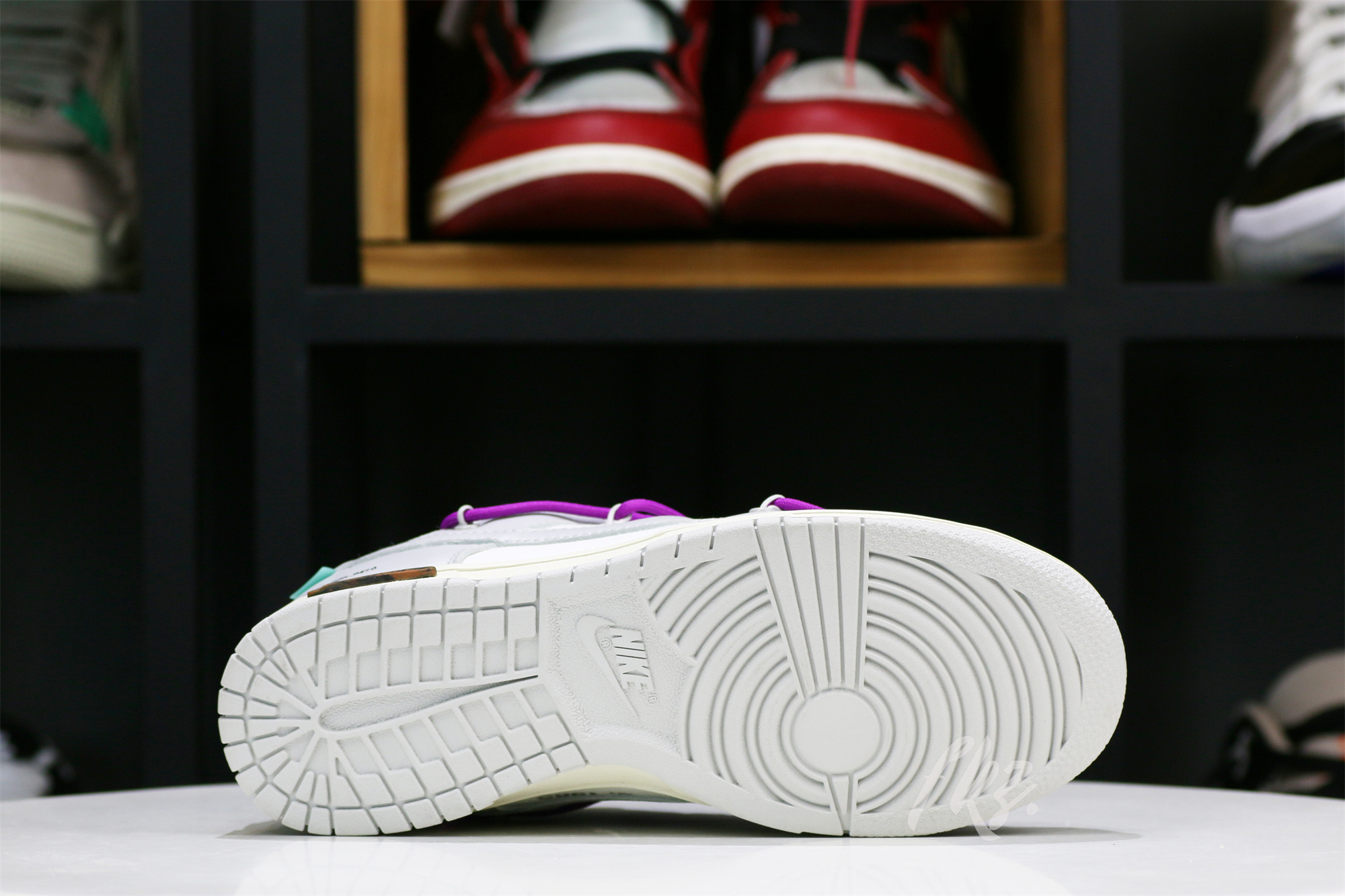 Nike Dunk Low Off-White Lot 28