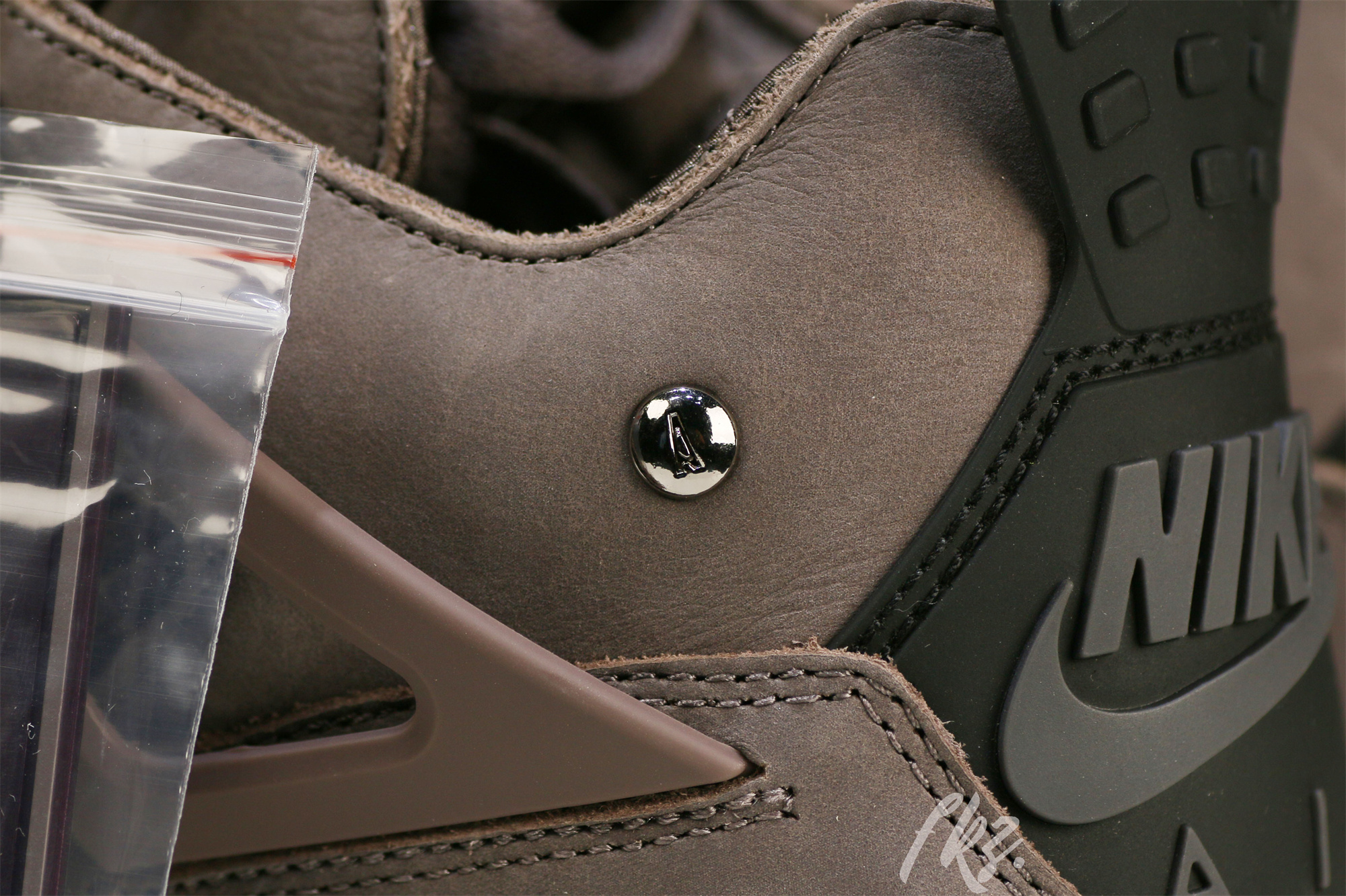 A Ma Maniére x Air Jordan 4 Retro ‘Violet Ore’ 2022 (LN5 A1 Batch)