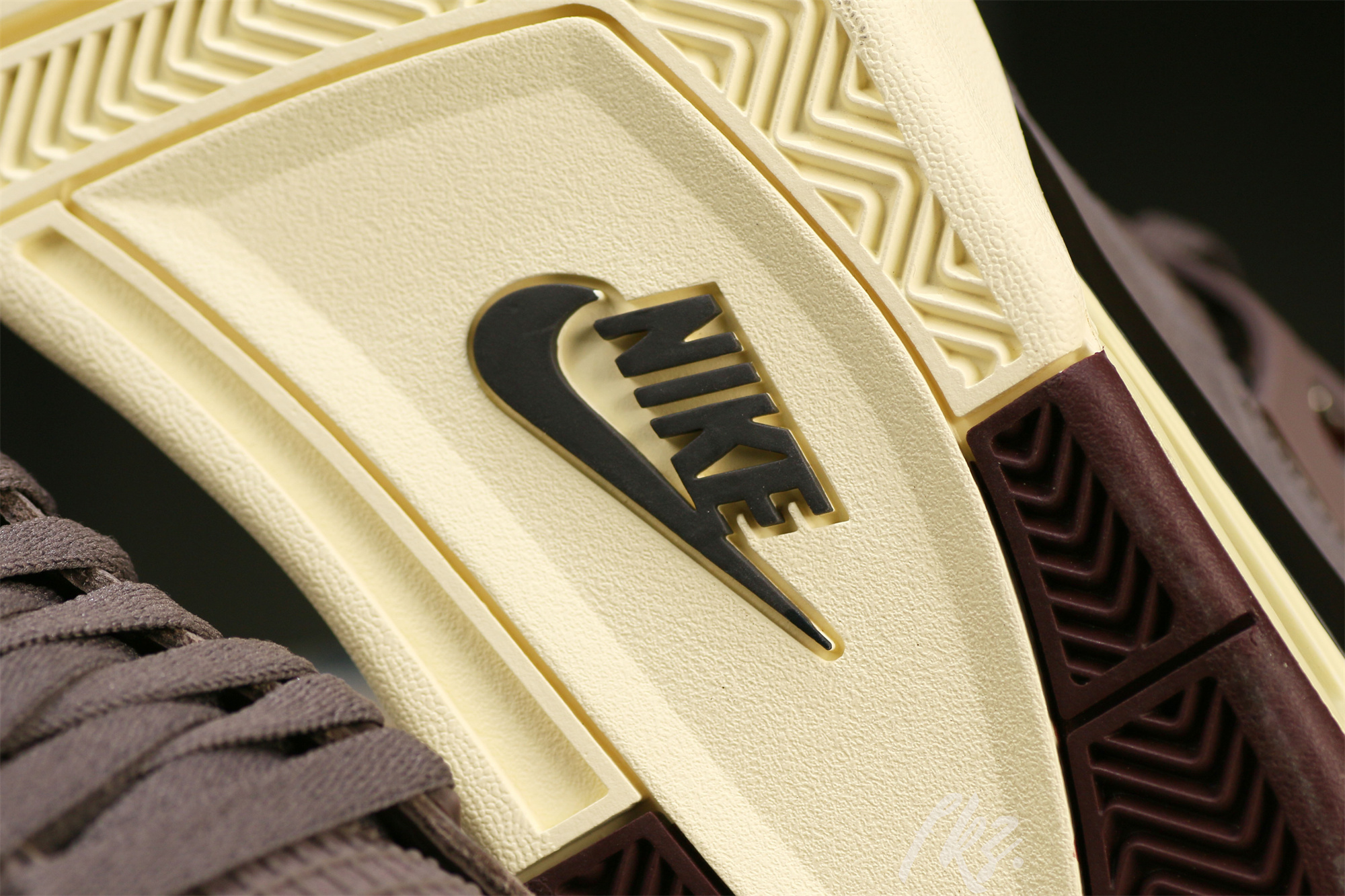 A Ma Maniére x Air Jordan 4 Retro ‘Violet Ore’ 2022 (LN5 A1 Batch)