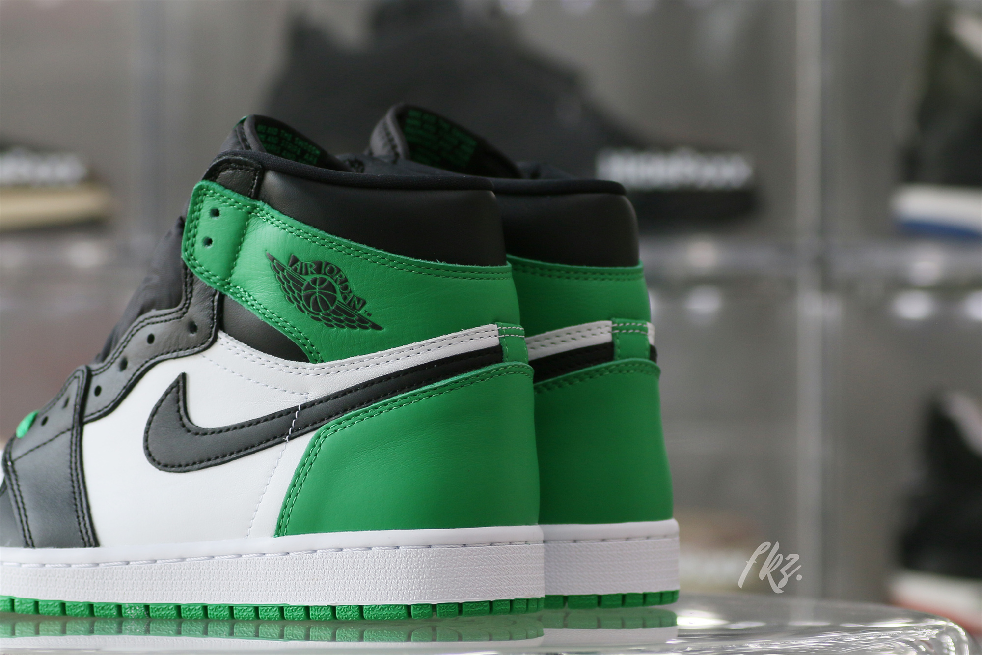 Air Jordan 1 High Lucky Green 2023