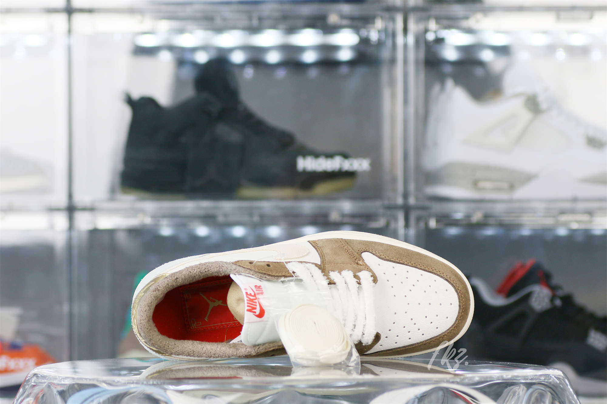 Air Jordan 1 Retro Low OG Year Of The Rabbit 2023