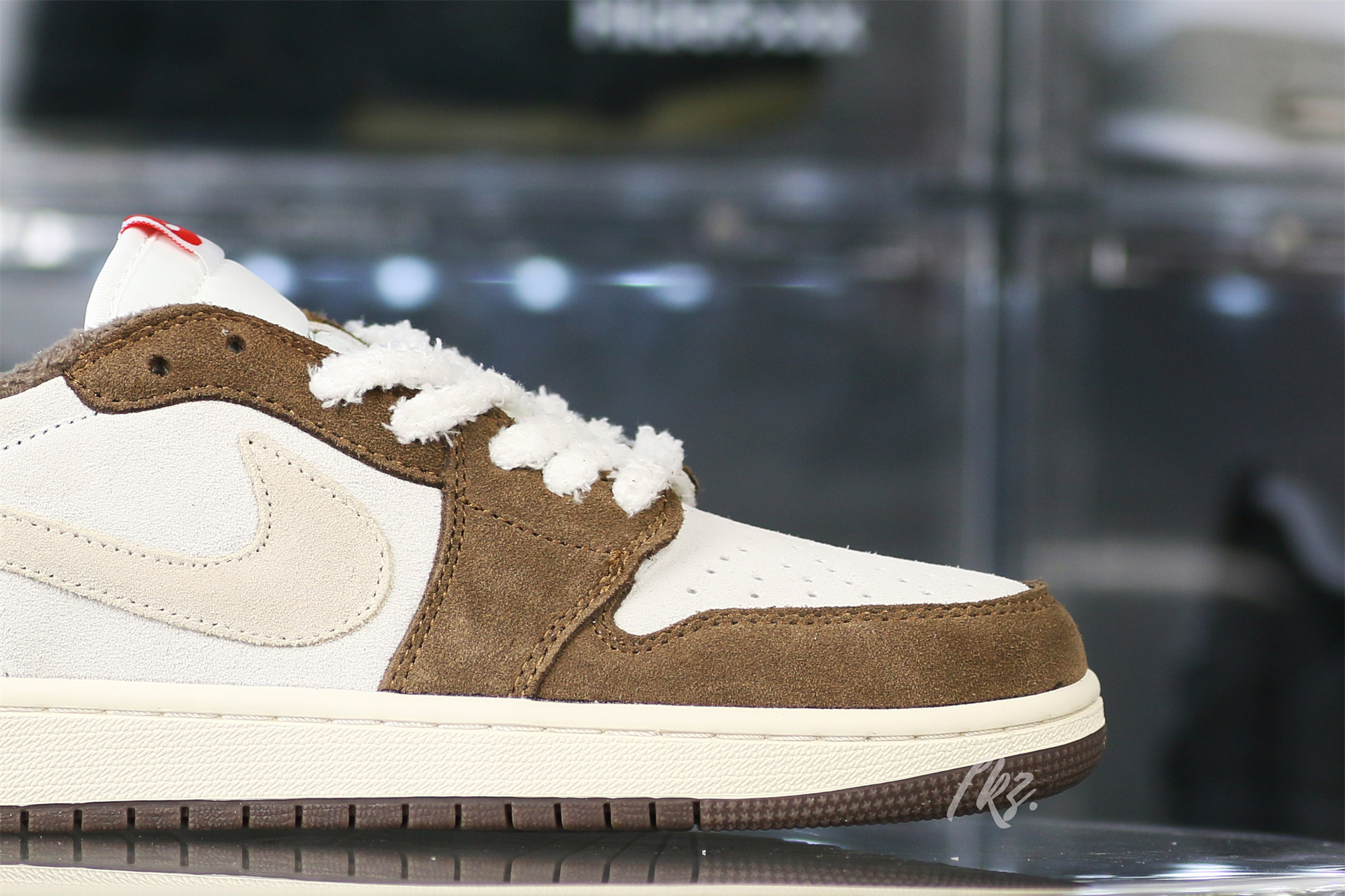 Air Jordan 1 Retro Low OG Year Of The Rabbit 2023