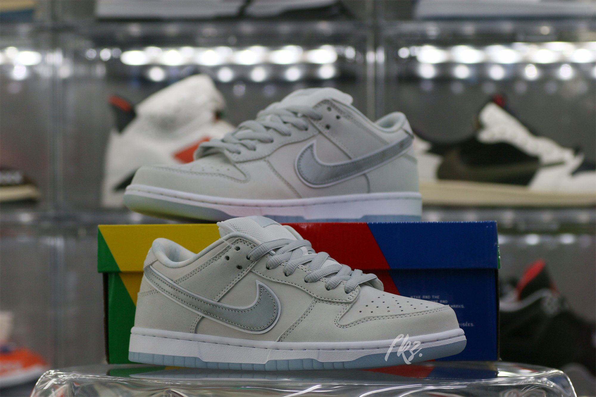 Nike Dunk Low White Lobster (Friends and Family)