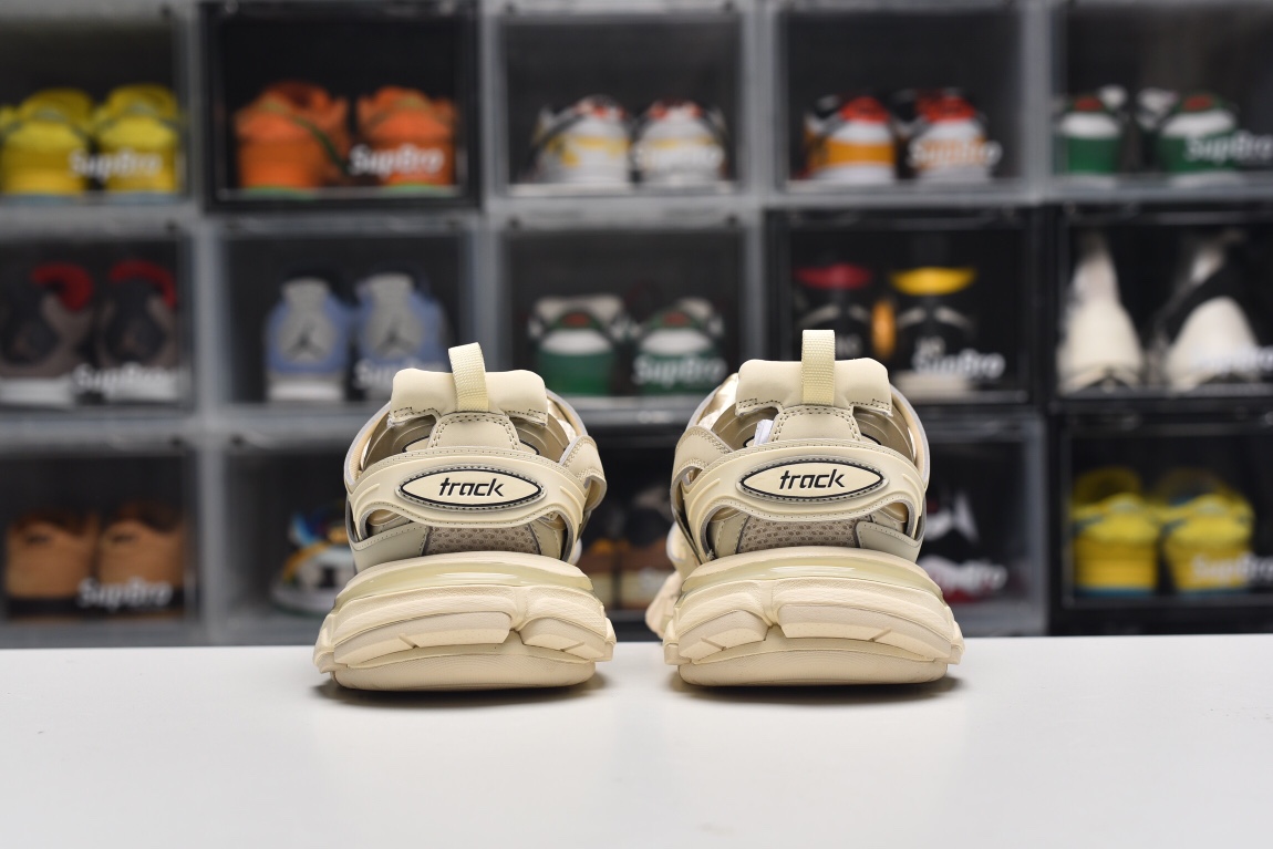 Balenciag* Wmns Track Sneaker ‘Full Beige’