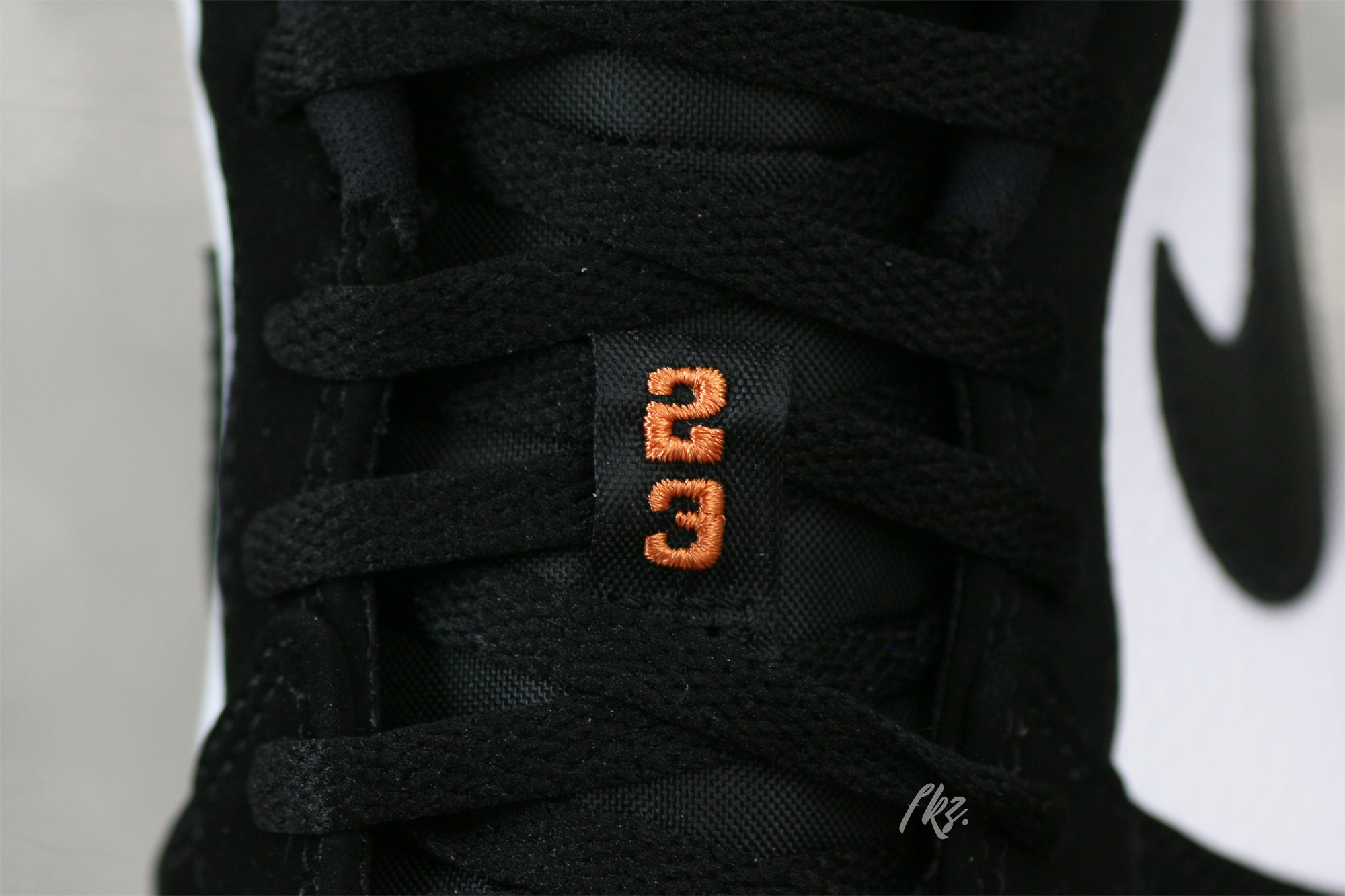 Air Jordan 1 Low Shattered Backboard 2019