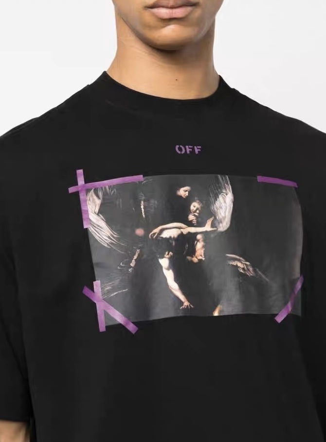 0W oil painting of Notre Dame with short sleeves