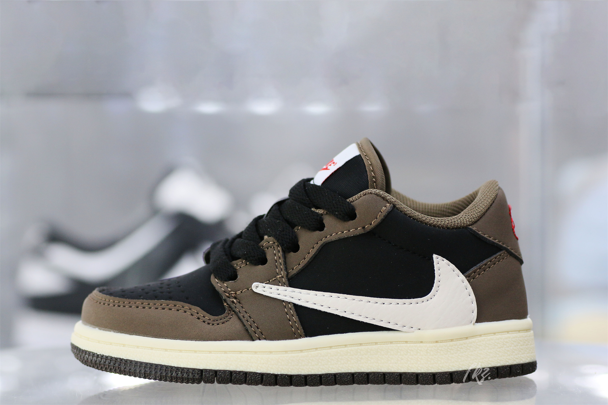 Travis Scott X Air Jordan 1 Low ‘Cactus Jack’ Kid