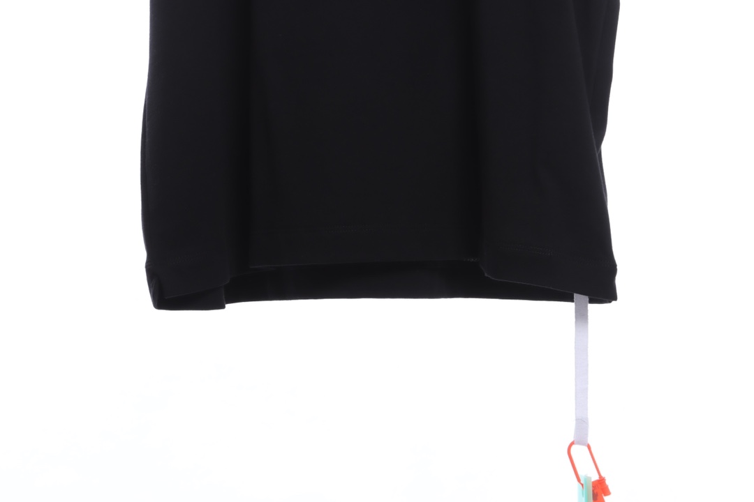 OW Sketch Splashed Ink Arrow Letter Short Sleeves