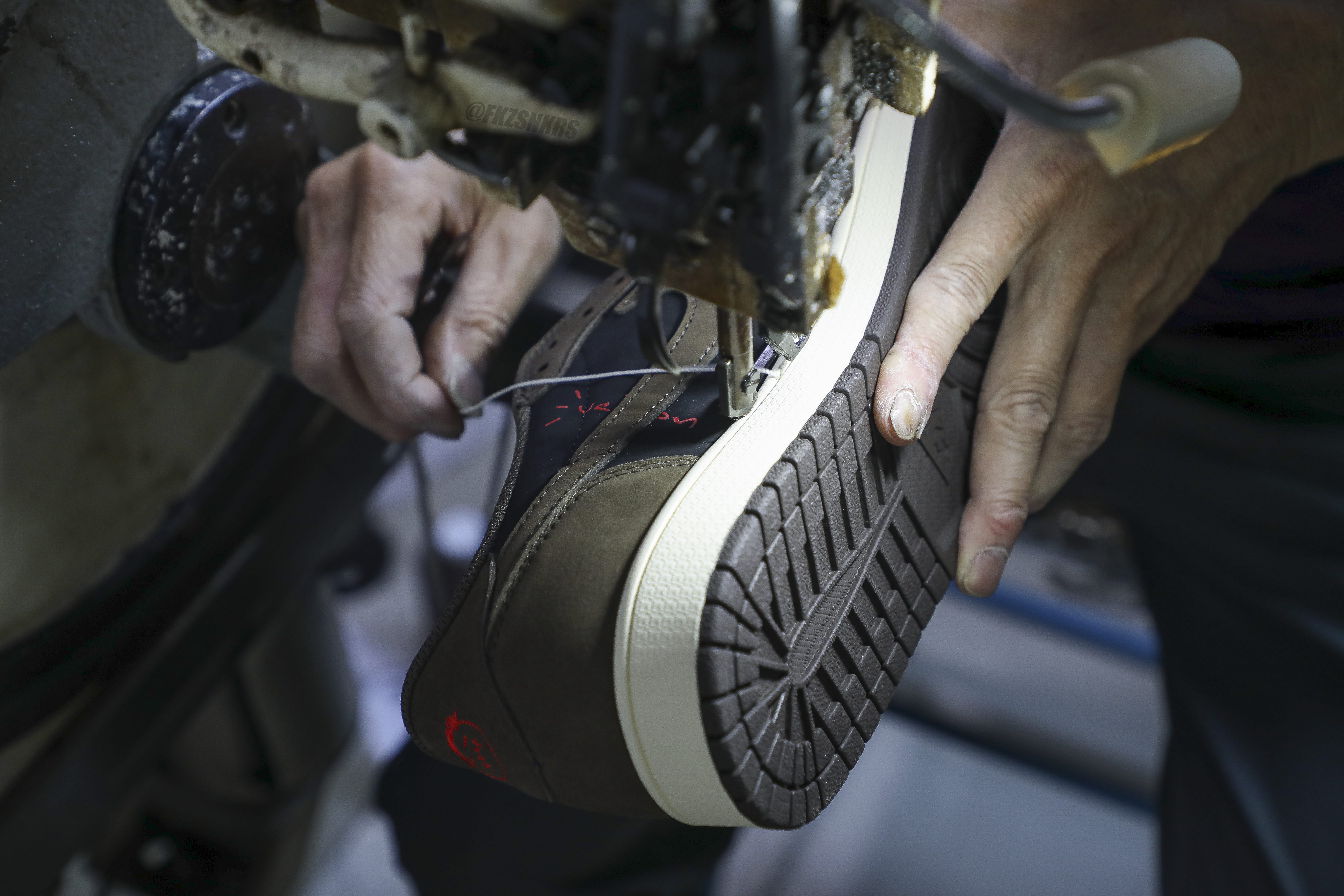 Travis Scott X Air Jordan 1 Low ‘Cactus Jack’ Kid