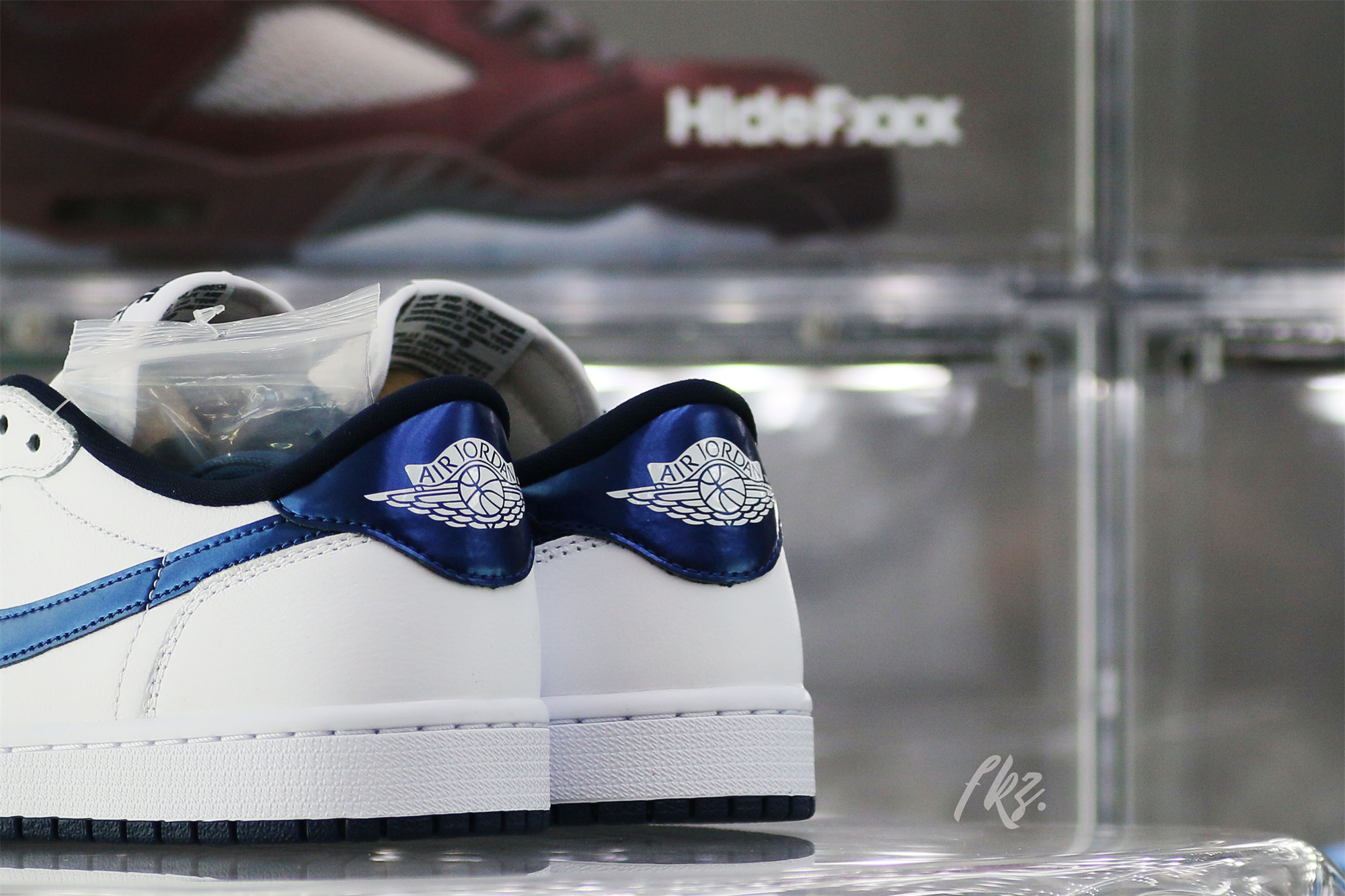 Air Jordan 1 Retro Low Metallic Blue