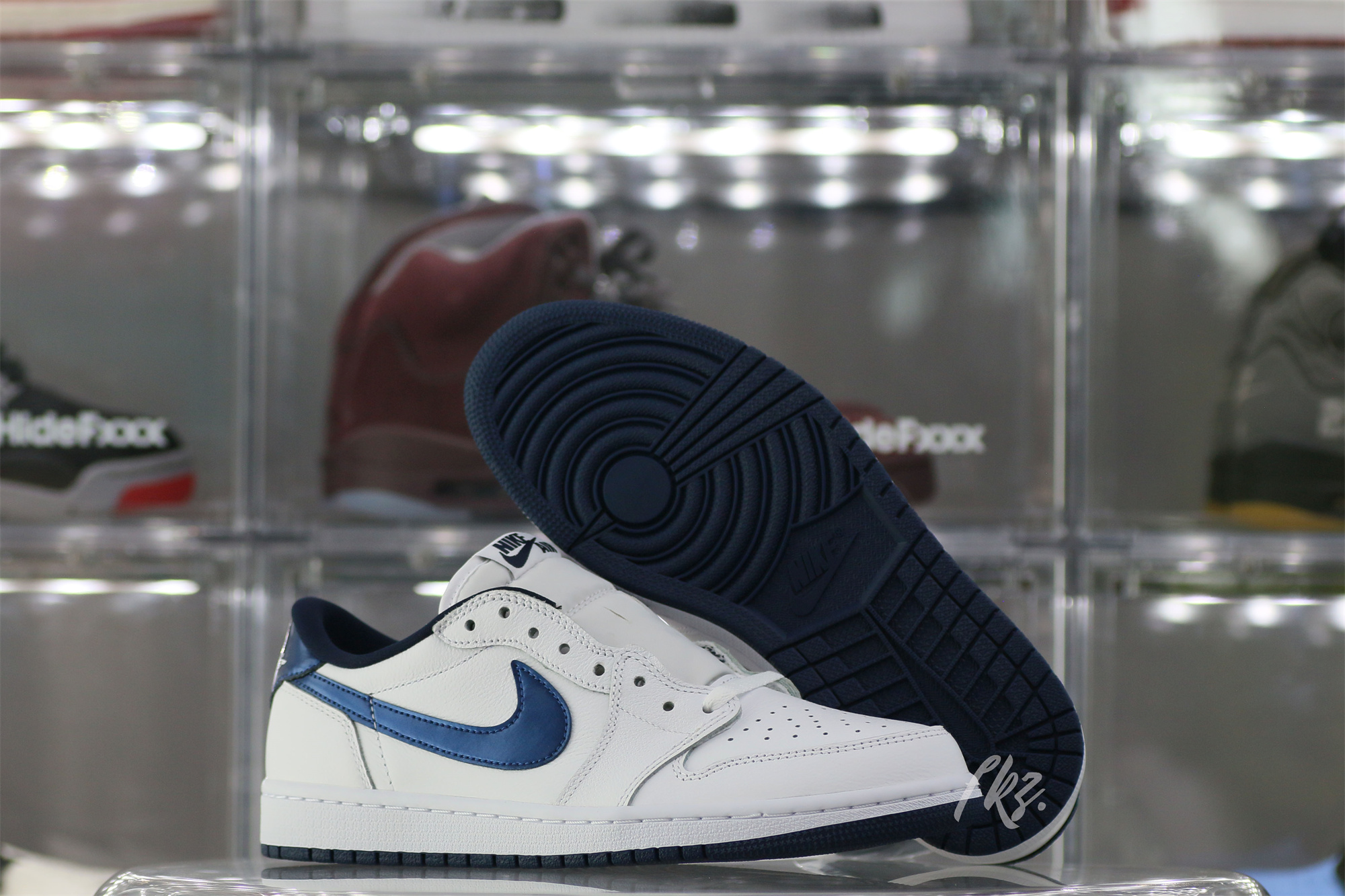 Air Jordan 1 Retro Low Metallic Blue