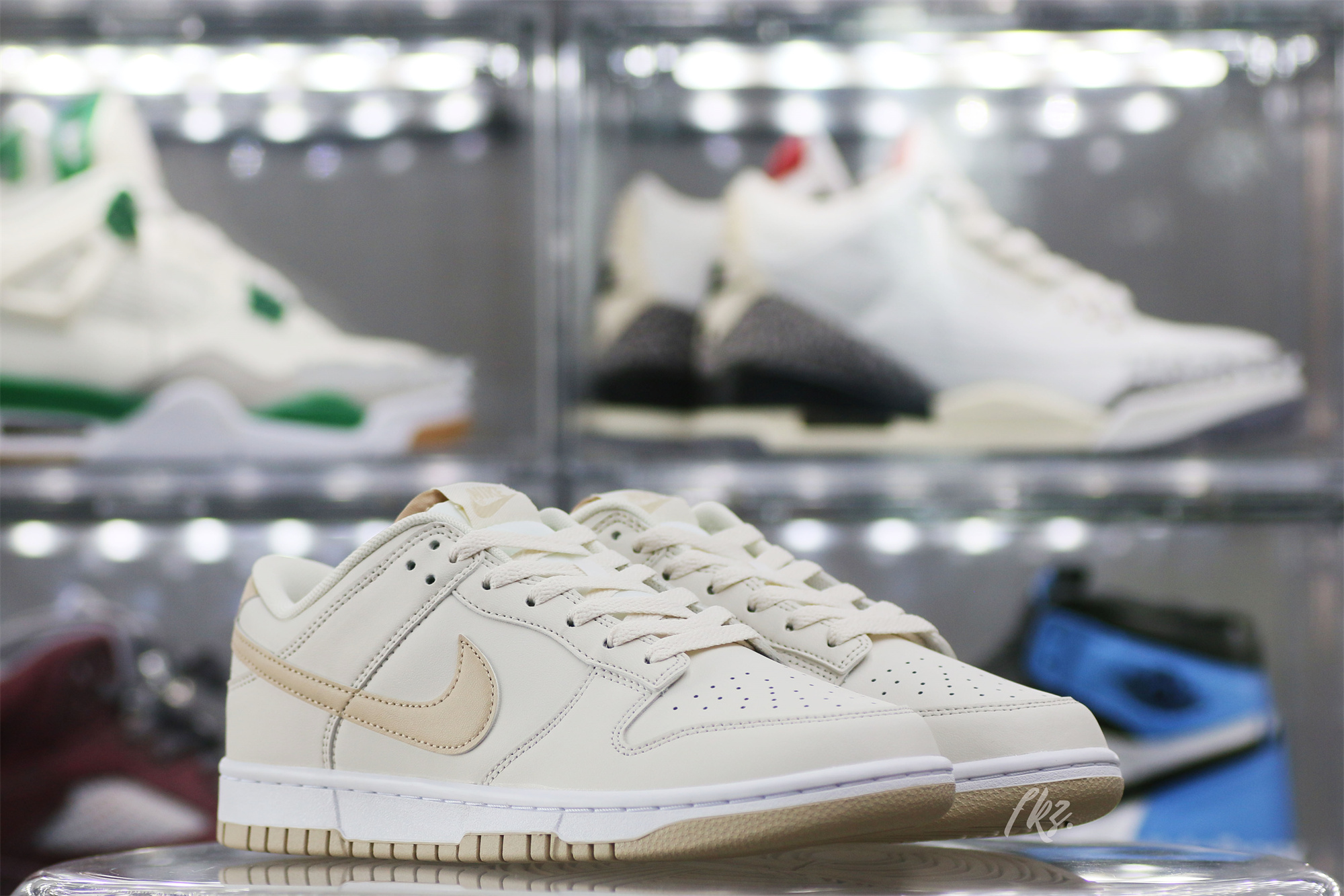 Nike Dunk Low Phantom Sanddrift