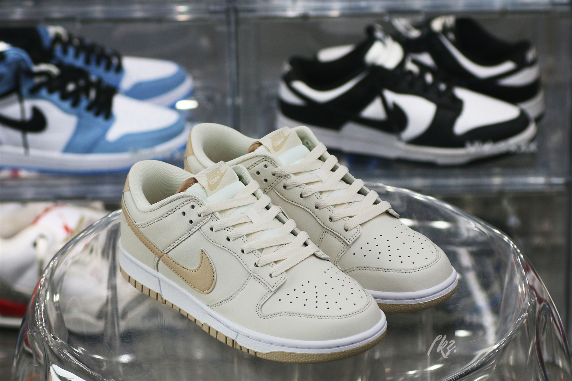 Nike Dunk Low Phantom Sanddrift