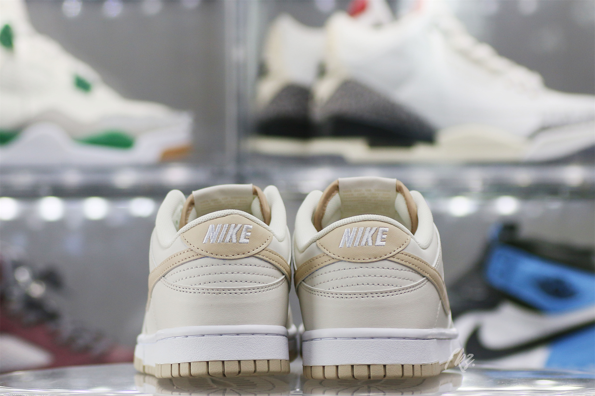 Nike Dunk Low Phantom Sanddrift