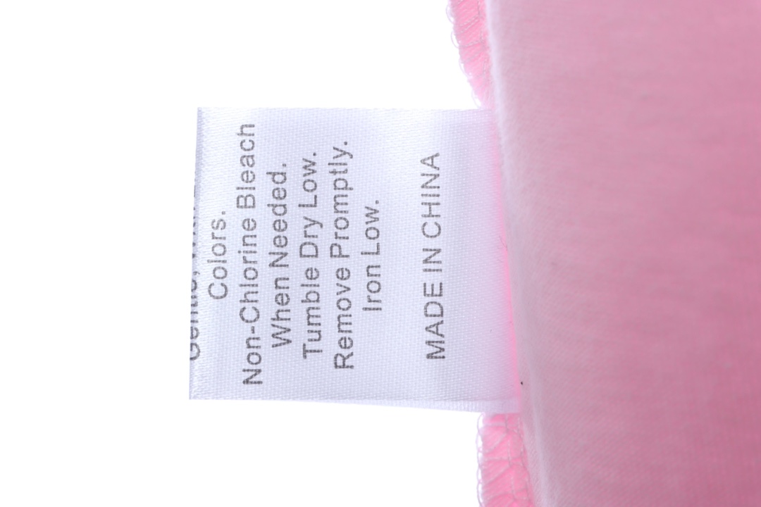 NOAH cross print letter short sleeve