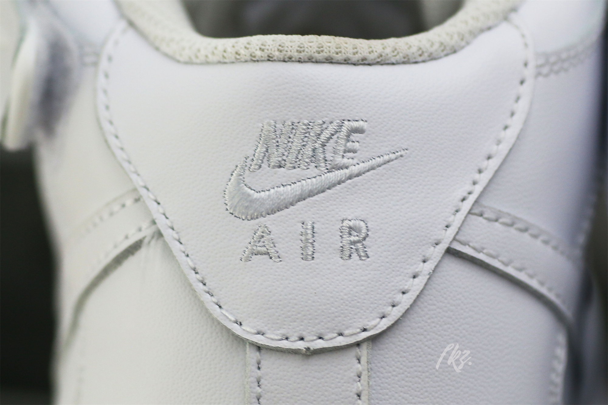 Nike Air Force 1 Mid ’07 White