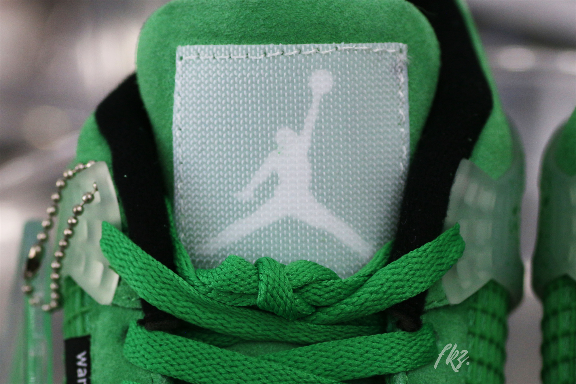 Air Jordan 4 Retro Wahlburgers