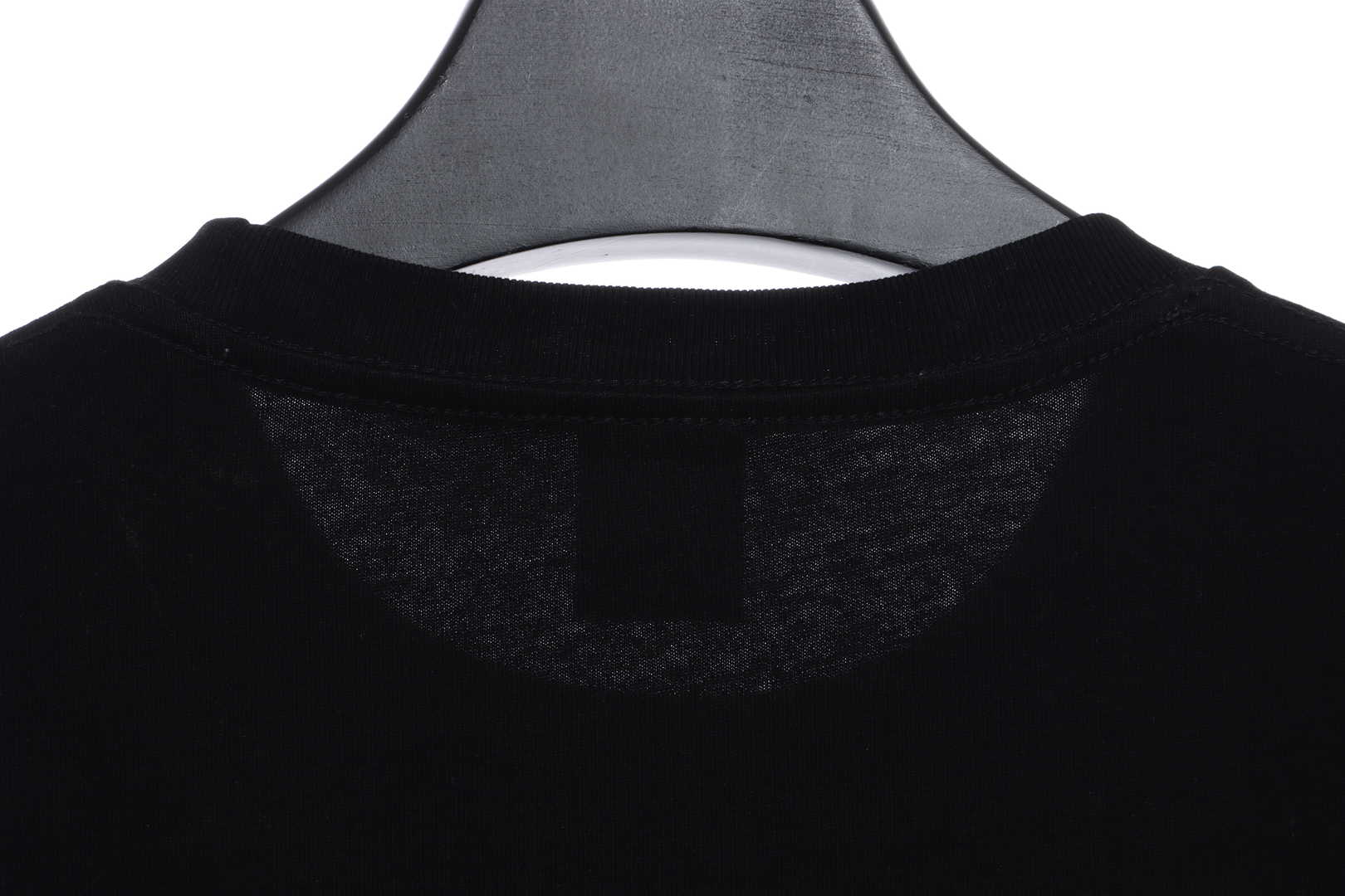 NOAH FLY Fluorescent Chest Short Sleeves