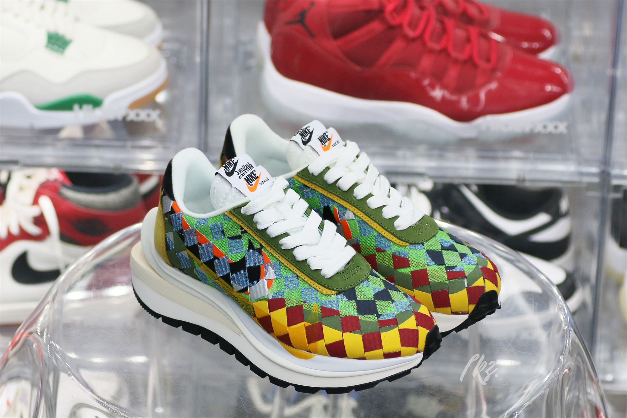 Sacai x Nike Waffe Woven“Green Gusto”