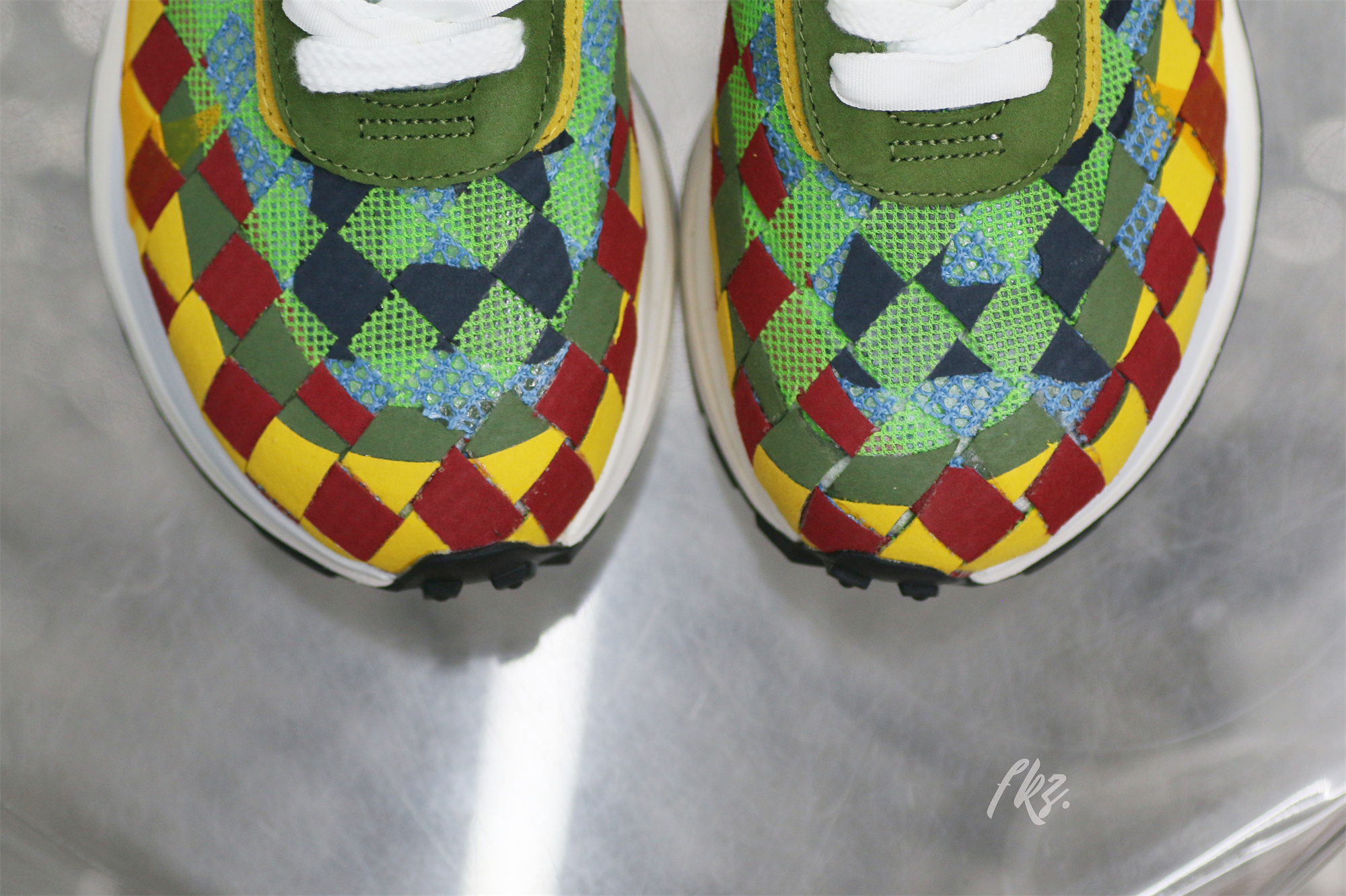 Sacai x Nike Waffe Woven“Green Gusto”
