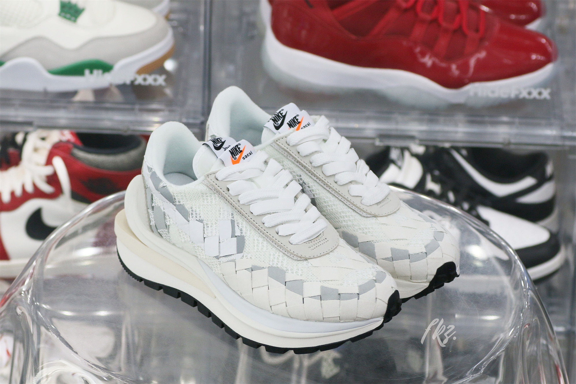 Sacai X Nike Vaporwaffle Grey White