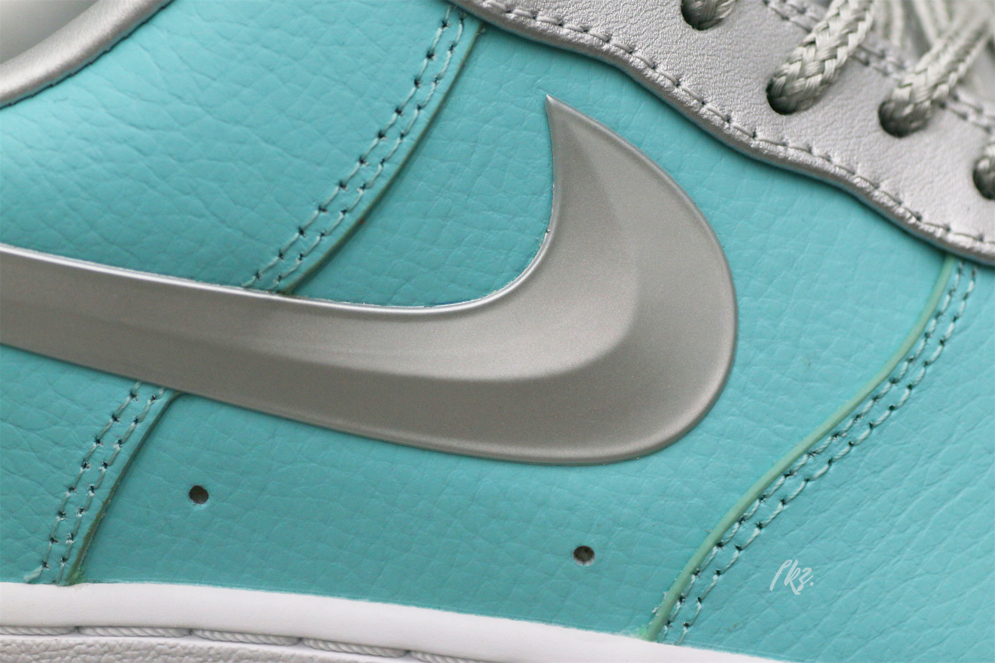 ππ₯π
π
πππ & ππ. Nike Air Force 1 Low 1837