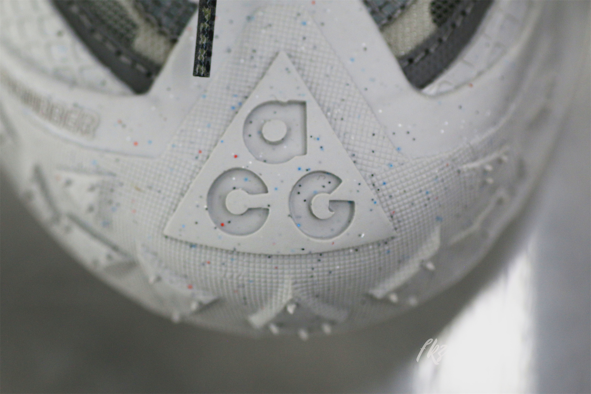 Nike ACG Mountain Fly 2 Low Light Iron Ore