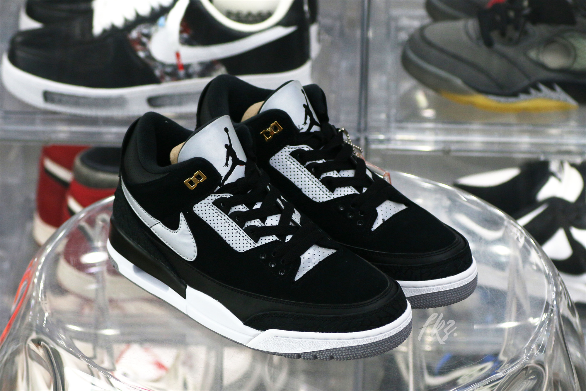 Air Jordan 3 Tinker Hatfield sneakers