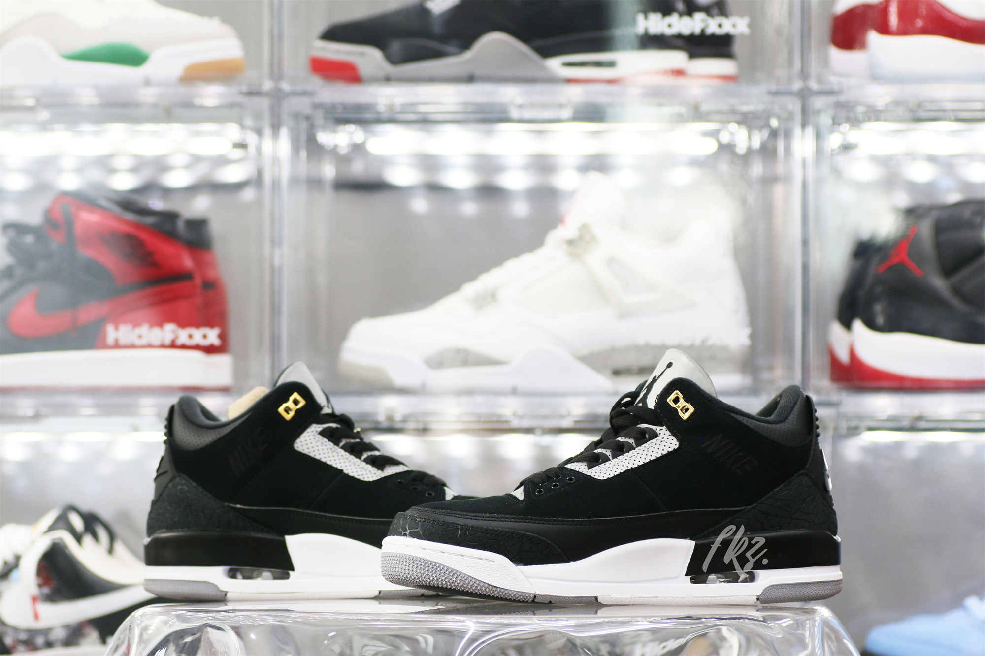 Air Jordan 3 Tinker Hatfield sneakers