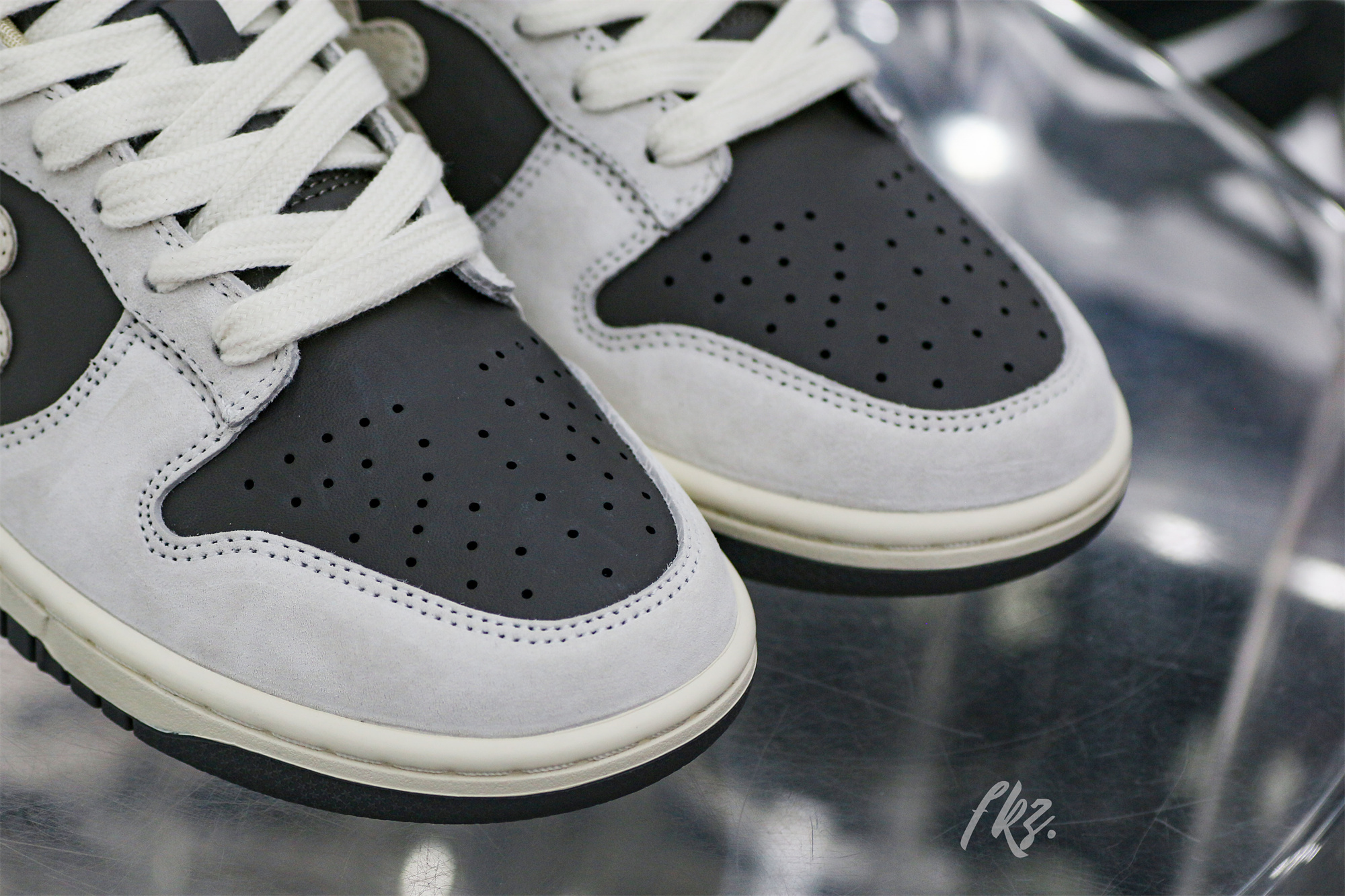 Water The Plant Dunk “Truffle Reverse Mocha